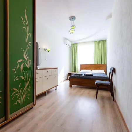 Apartment квартири метро дарниця